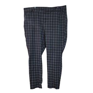 Old Navy Black & White Plaid Pixie High Rise Pants With Secret-Slim Pockets Wome